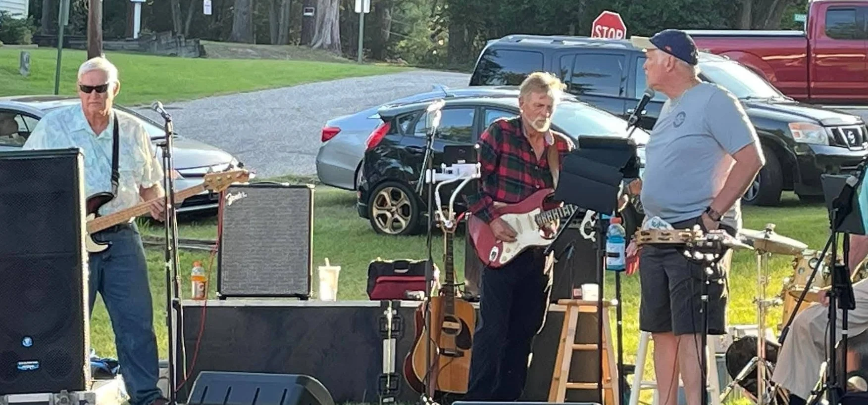 Live music at Dewberry Kitchen & Tap